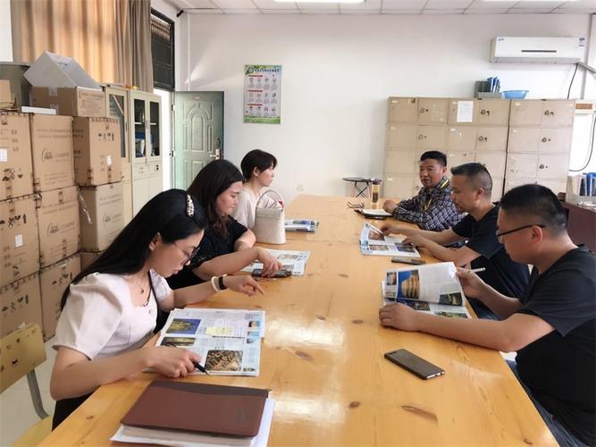 六安二中高二美术备课组开展集体备课活动