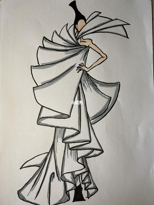 服装设计夸张画法 效果图_服装设计_时尚_设计_手绘_简约风_服装设计