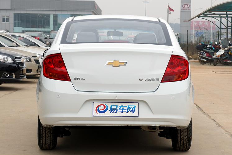 易车网抢先实拍2013款雪佛兰赛欧幸福版