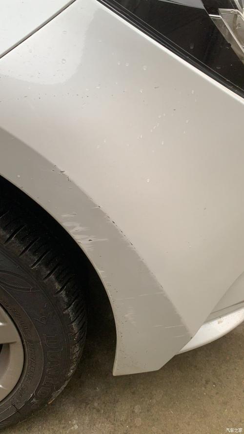【图】老哥们,这种剐蹭还能上牌吗_雷凌论坛_汽车之家