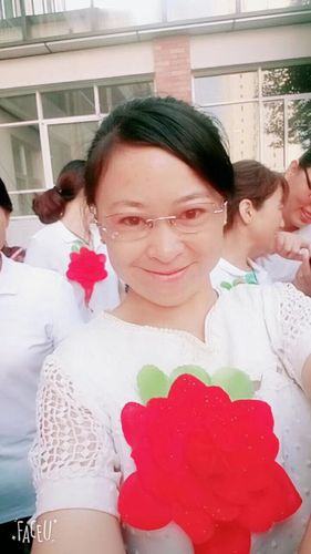 【师德典范】以爱育爱,师爱永恒—荥阳六小郝玲玲