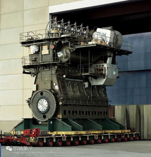 汽车发动机你看多了世界上最大的船用发动机你见过否