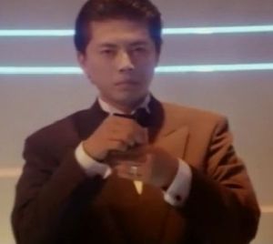 个人经历/王霄[演员] 经历:十八岁参军,入福建省军区歌舞团任独唱