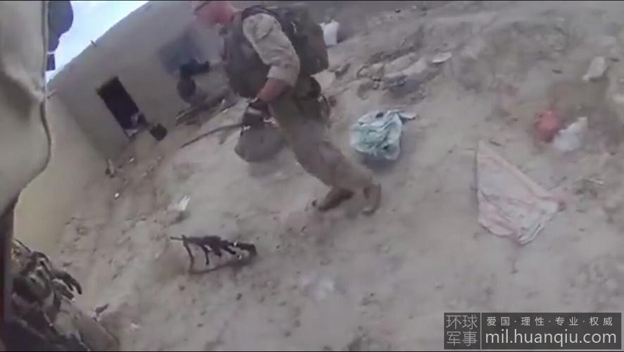 驻阿美军被狙击手爆头安然无恙