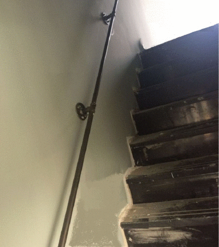 复古做旧铁艺水管扶手阁楼楼梯护杆扶手工业风支托架铁管楼梯扶手_9折