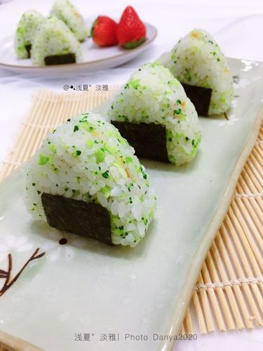 小清新三角饭团
