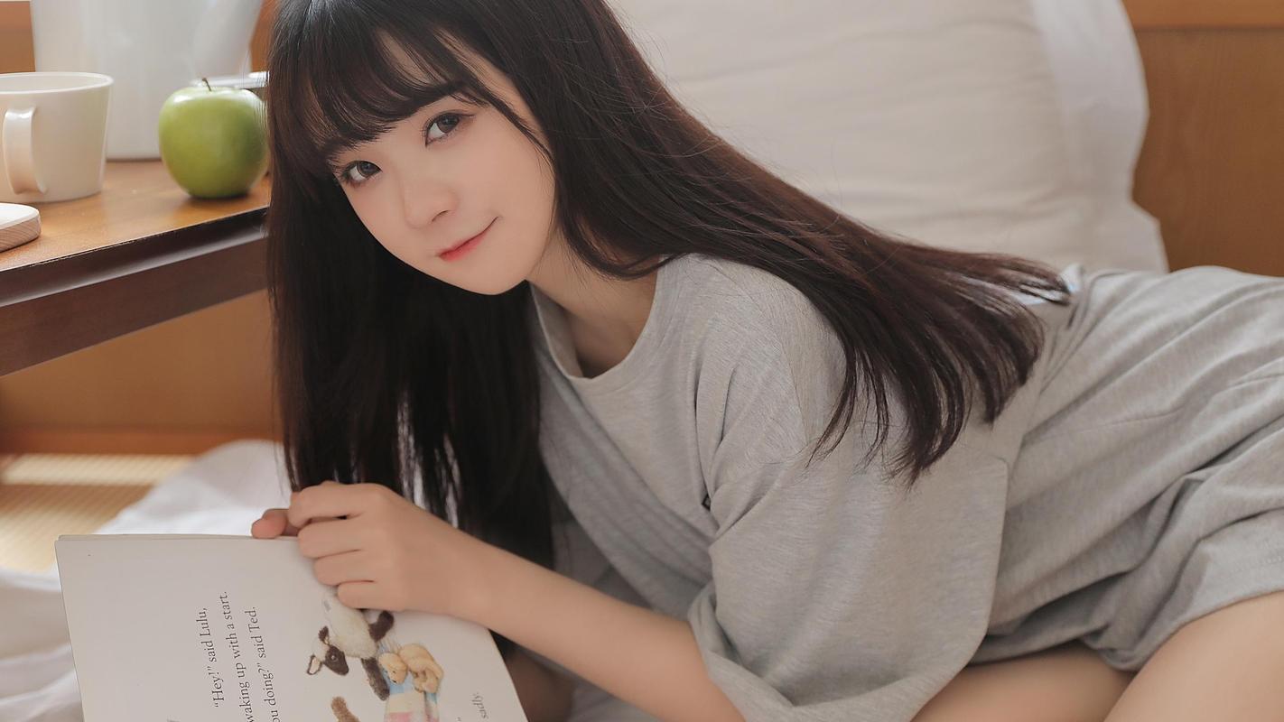 氧气少女元气小清新居家甜美写真