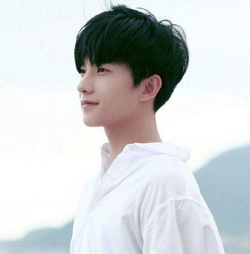 杨洋头像壁纸 杨洋真是帅到我了