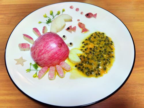 中秋国庆喜相逢 情意浓浓齐欢乐