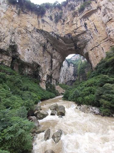 贵州织金大峡谷和织金洞