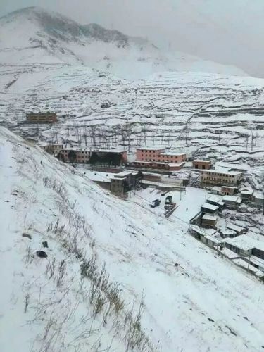 东川落雪矿——小村之恋