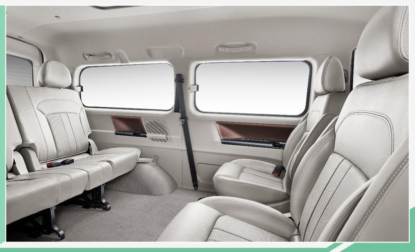 东风风行菱智m5ev上市 售10.99万-14.49万元