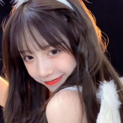 真人网红女生微信头像图片