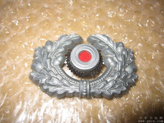 [藏品编号:10977996] 二战纳粹德军帽徽