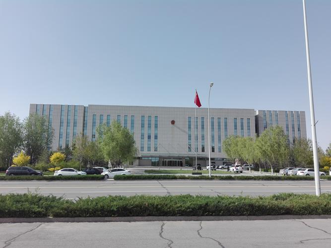 上海庙镇政府办公大楼.