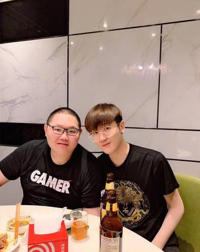 cf一哥白鲨被斗鱼狂坑1500万一年积蓄血本无归深夜发文爆料内幕