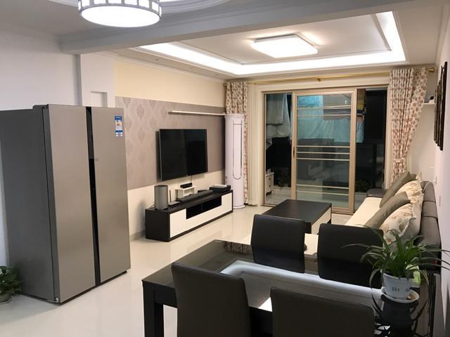 冰箱放厨房,餐厅还是放客厅好?我家竟然放错了20年