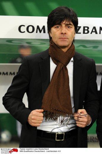 勒夫(joachim loew,1960年2月3日-),是一名德国足球教练,前足球运动员
