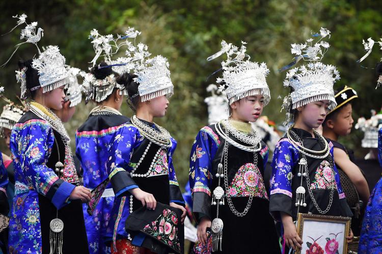 生活常识 苗族的风俗习惯