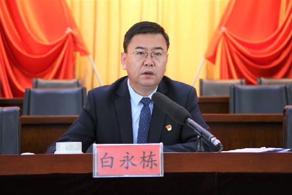 县委各常委,县人大,县政府,县政协领导班子成员,县检察院检察长等出席