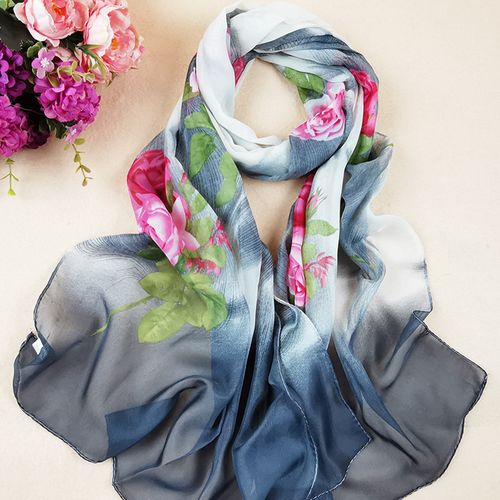 雪纺丝巾丝巾女中老年新款围巾印花夜市女小长纱巾2020新款批发