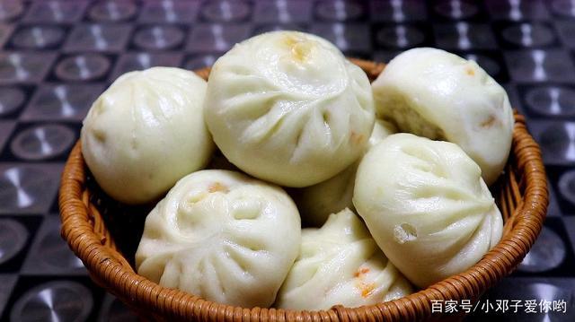 做法简单的松软好吃肉素包子,随时都能在家里做,一起来做吧