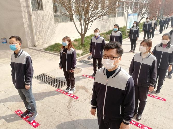 坊子区崇文中学举行开学疫情防控演练