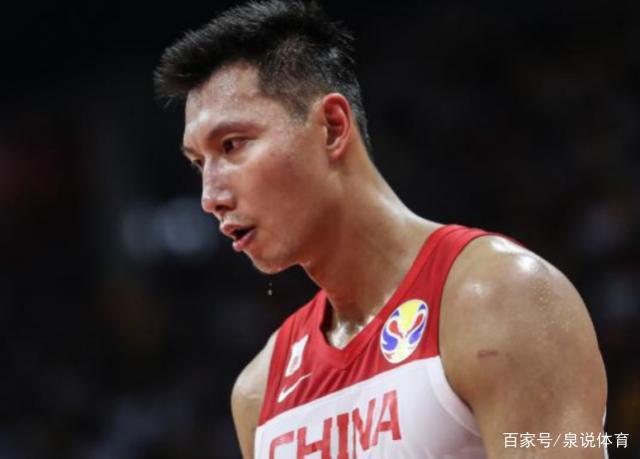易建联太可惜,他的数据和斯科拉不相上下,最终却落选