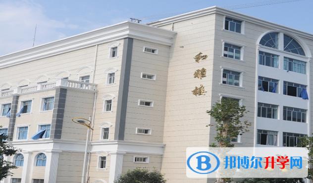 重庆中考 重庆高中招生 重庆高中学校电话 / 正文 重庆市石柱中学校