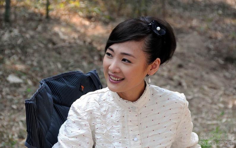 赵雪莲写真图片-自制1680x1050壁纸.高清大图-明星馆.