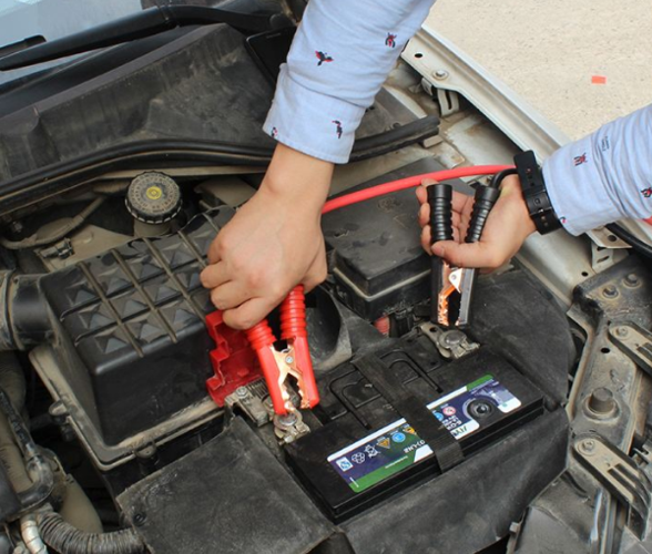 汽车电瓶没电了怎么办?汽车电瓶充多长时间能充满?