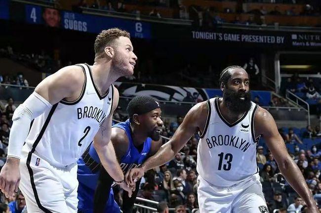 哈登的表现太重要了杜兰特虽强但是篮网队的短板只有他能改善