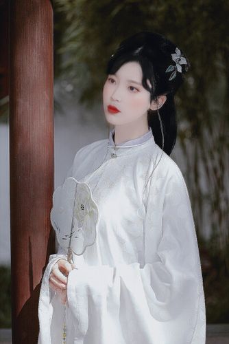 穿汉服妆