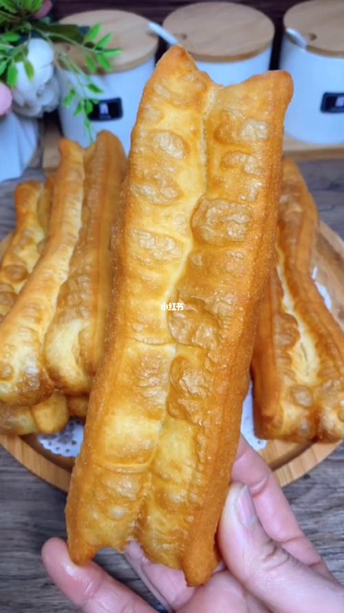 酥脆松软空心大油条_油条_美食_美食_美食教程