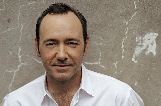 《纸牌屋》多名工作人员指控凯文·史派西在拍摄期间性侵