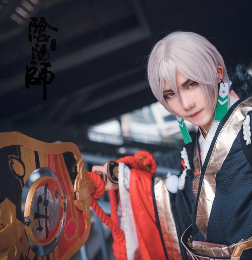 游戏《阴阳师》大天狗cosplay,日系小哥哥完美演绎角色的优雅