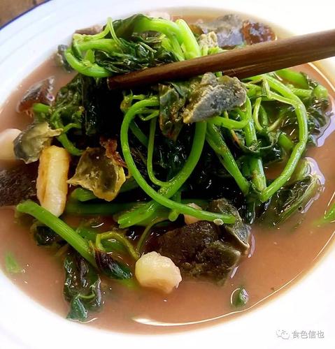 皮蛋煮苋菜夏天就爱这样的清爽嫩滑