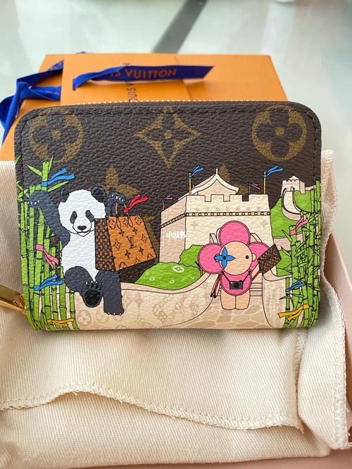 lv 圣诞 零钱包_零钱包_路易威登怎么样_熊猫怎么样_圣诞款_熊猫_麻将