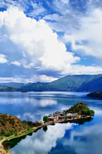 马尔代夫风景优美,确实是一个旅游胜地.