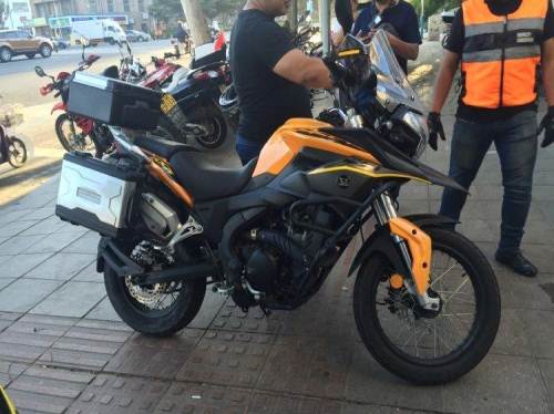 宗申摩托:宗申rx3 250,水冷电喷,6档机