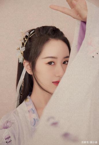 徐艺洋白鹿袁冰妍同台合唱《云与海》,古装造型唯美动人