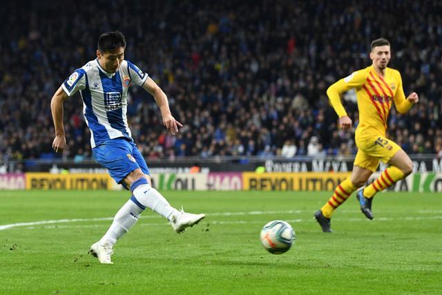 原创国足又将迎来好消息?继武磊之后,又将有年轻球员踏上西甲征程