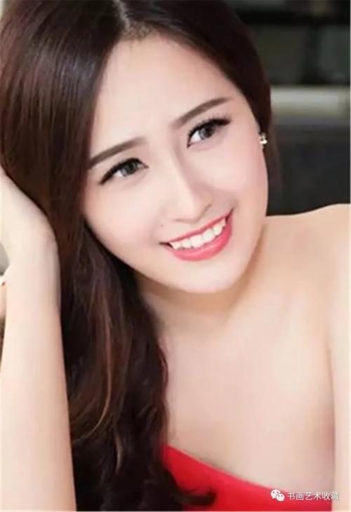 第二名 芳贞 angela phuong trinh 第三名 邓秋草 dang thu thao 第四