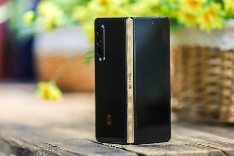 览折叠巨匠风采――心系天下三星w225g开启预约