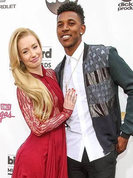 比伯前女友约会巴特勒,不止1次!大赞jb很好!