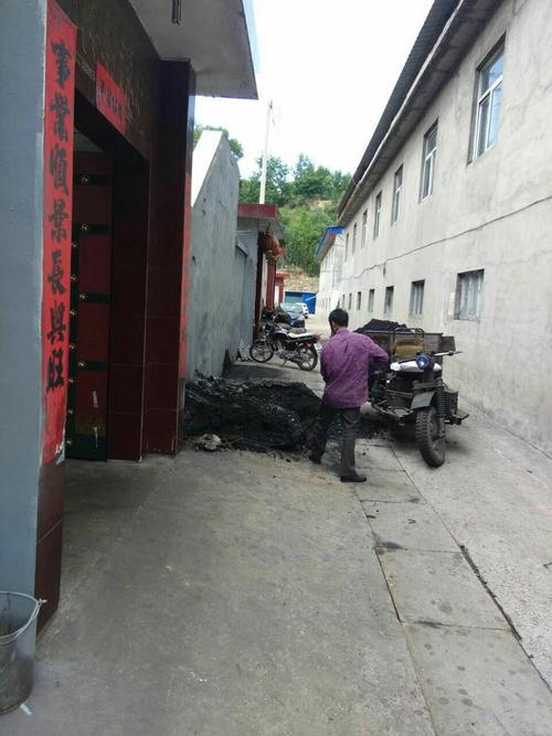 高速引线中段,临吉高速从村上空穿越而过,是展示乡宁县镇村风貌的窗口