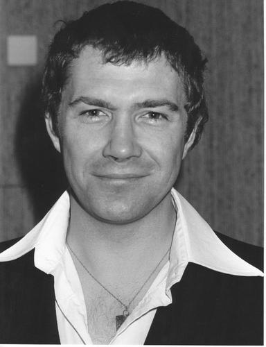 刘易斯·柯林斯 lewis collins的图片