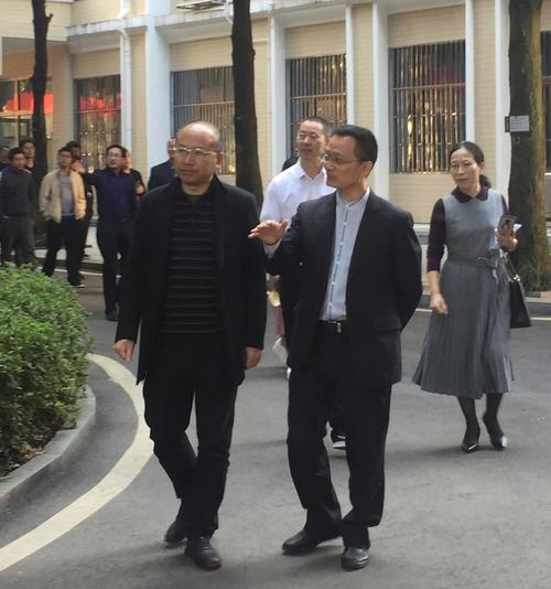 举头忽见衡阳雁 寻访八中梦实现—-我校高三教师赴衡阳市八中参观学习