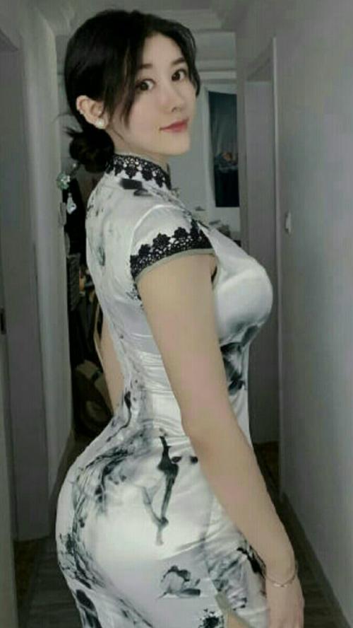 美女刘太阳爆美照,身材太好真的好勾魂