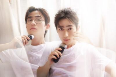 朱一龙被扒出大量隐婚证据朱一龙老婆结婚照曝光